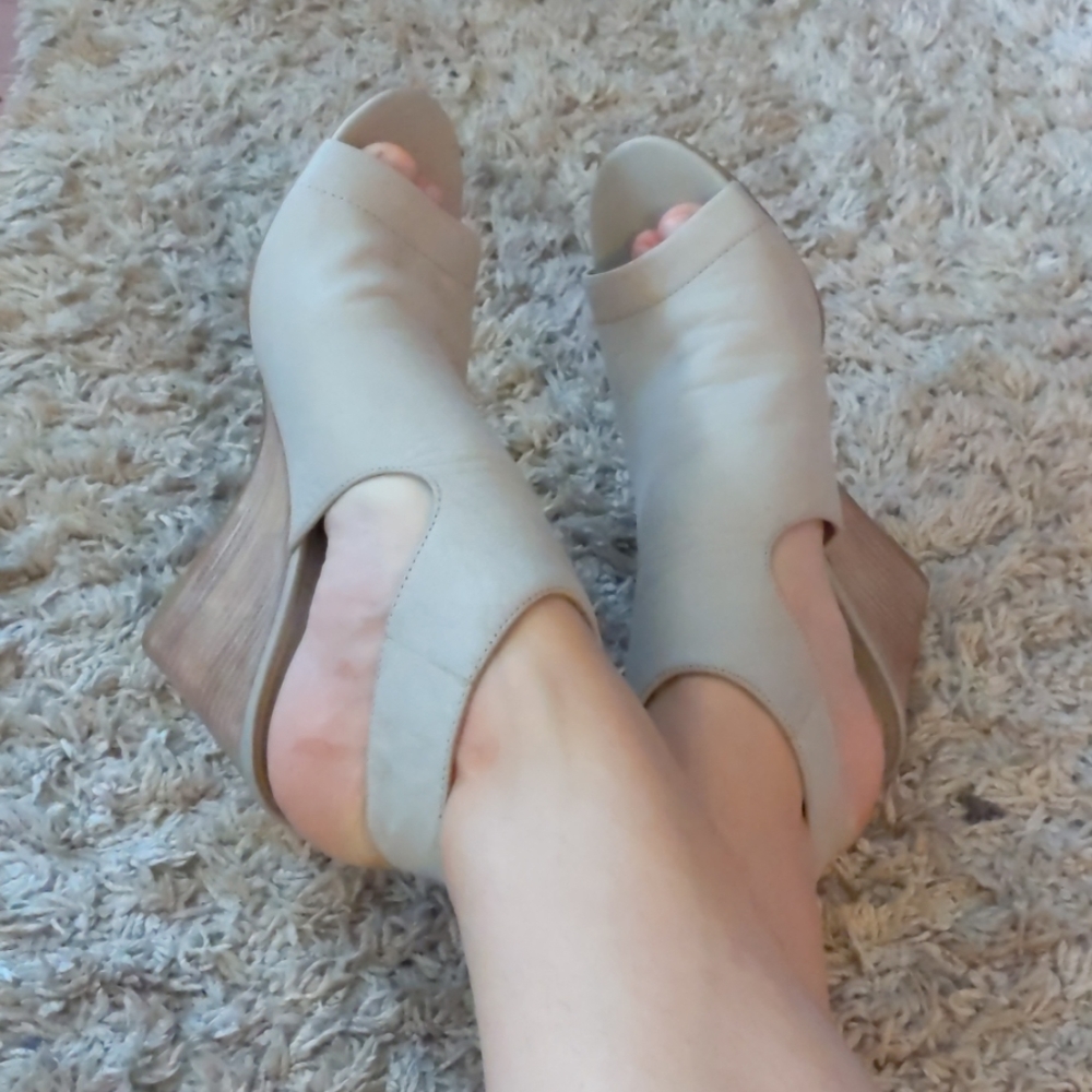 Bone white franco Sarto modern open toe heels